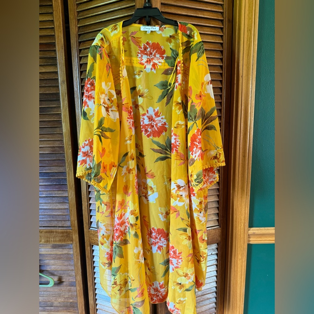 Emory Park Yellow Floral Kimono Top